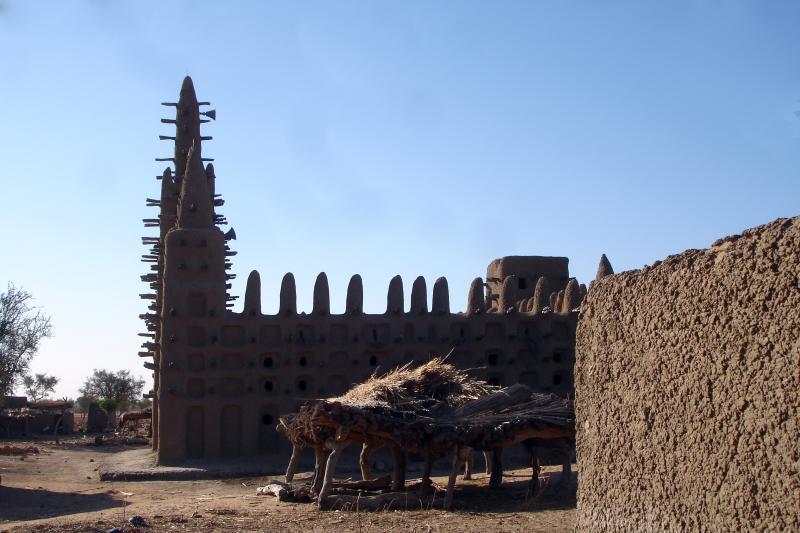 A mosque in the dogon region - girl gone authentic